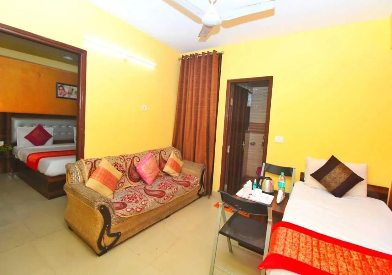 **  Hotel Dream Laxmi New Delhi India